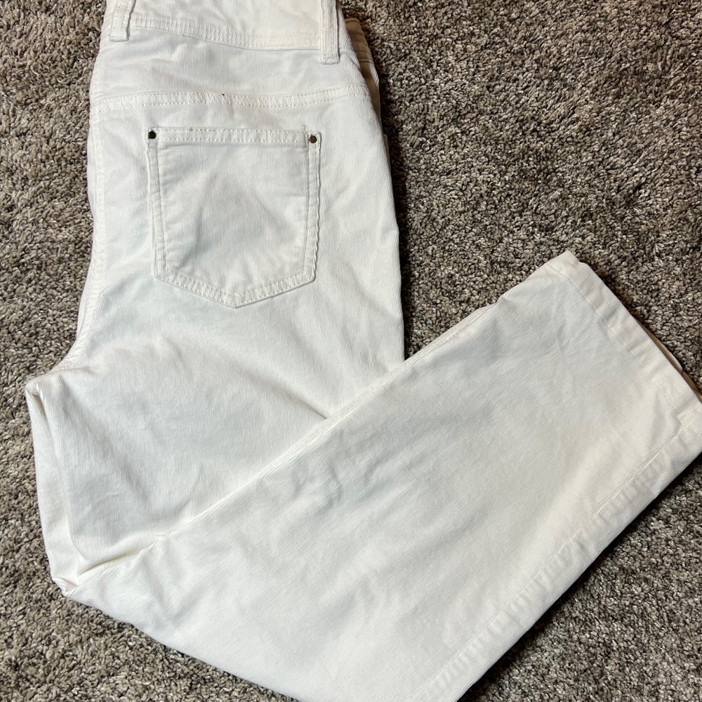 CHICO'S STRAIGHT-LEG WINTER WHITE CORDUROY PANTS